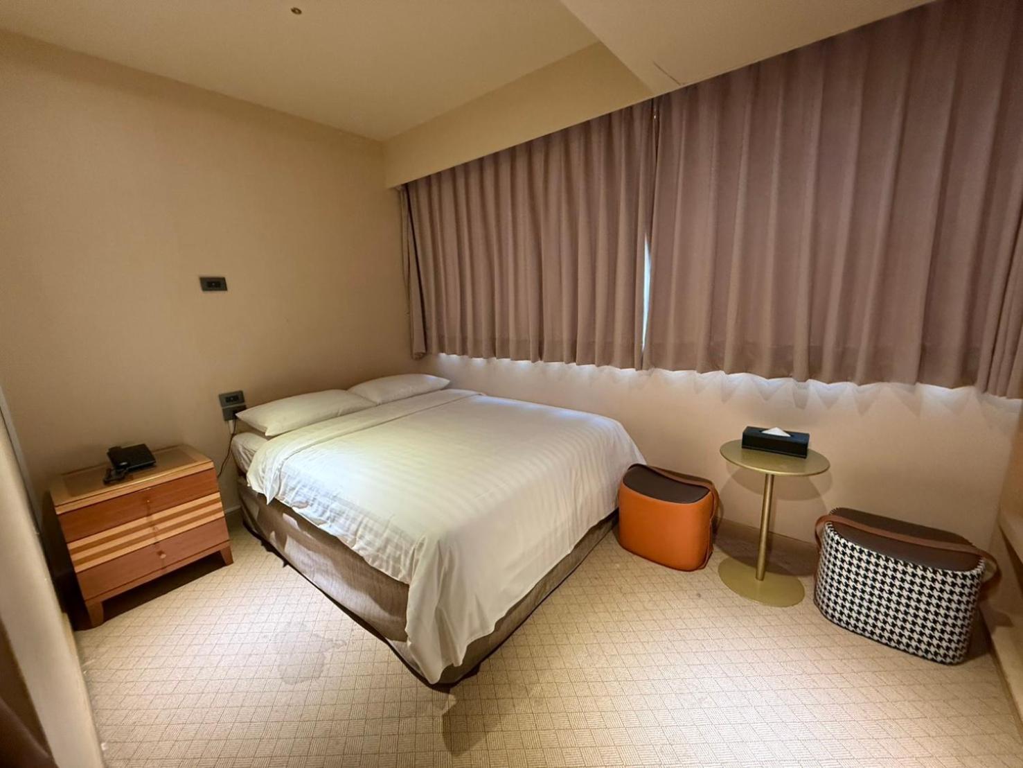 Rich & Free Hotel - Fuzhong 富逸旅趣-板橋府中館 Taipé Exterior foto